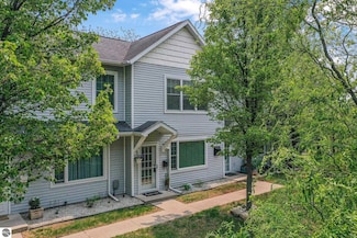 715 Lake Ave Unit 17-C, Traverse City, MI 49684
