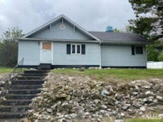 313 S 5th St, Edwardsport, IN 47528