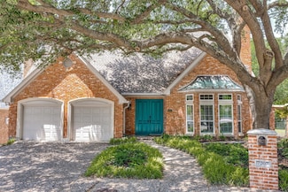 7207 Abrams Place Ct, Dallas, TX 75231