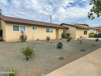 1215 Mira Flores Dr, Santa Maria, CA 93455