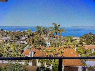 1594 Crespo Dr, La Jolla, CA 92037