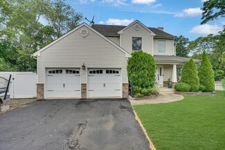 25 Mark Dr, Long Branch, NJ 07740