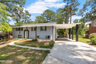 106 Shelia Dr, Warner Robins, GA 31088