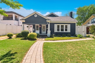 324 Huffhines St, Richardson, TX 75081