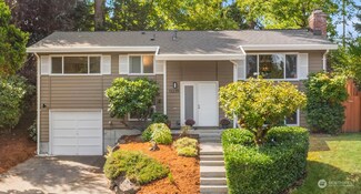 13239 85th Ave NE, Kirkland, WA 98034
