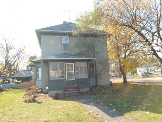1320 Prairie St, Aurora, IL 60506