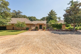 14900 Wilson Rd, Edmond, OK 73013