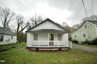 423 E Rockspring St, Henderson, NC 27536