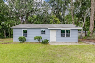504 & 506 E Montgomery Cross Rd, Savannah, GA 31406