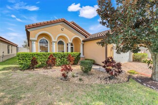 323 Villa Sorrento Cir, Haines City, FL 33844