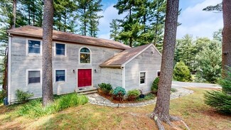 34 Four Winds Dr, Pembroke, MA 02359