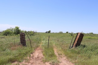 N2740 Road, Waurika, OK 73573