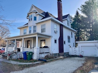 1602 Clark St, Charles City, IA 50616