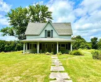 805 Old State Road 450, Bedford, IN 47421