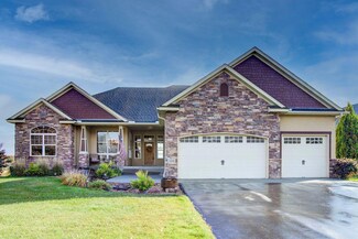 13418 Superior Dr, Rogers, MN 55374