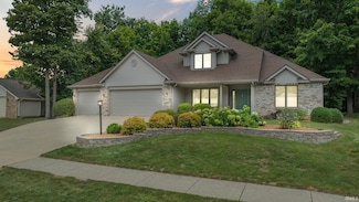 318 Glenmoor Dr, Fort Wayne, IN 46804