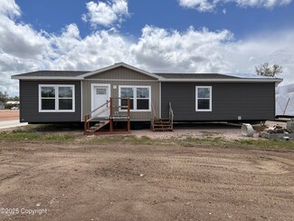 1504 Boysen Creek Dr, Gillette, WY 82716
