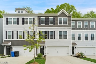 108 Levis Dr, Mount Holly, NJ 08060