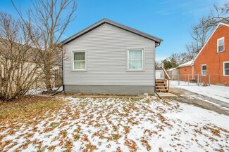 20008 Delaware Ave, Redford, MI 48240