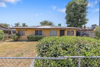 1948 N Encina St, Visalia, CA 93291