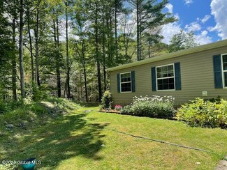 371 County Road 20, Cairo, NY 12413
