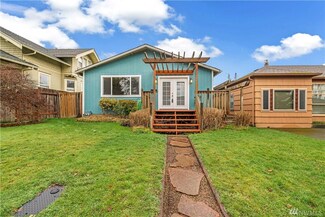 2230 Ellis St, Bellingham, WA 98225