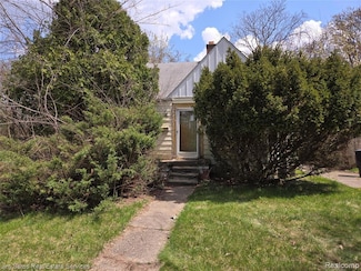 9352 Rutland St, Detroit, MI 48228