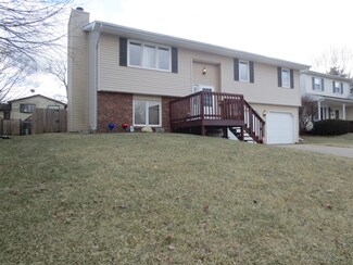1425 Chadwick Dr, Normal, IL 61761