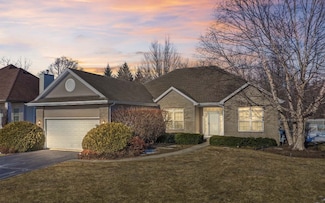 3724 Creekside Ct, Winthrop Harbor, IL 60096