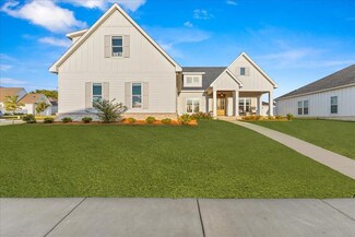322 Oconee Dr, Midland City, AL 36350
