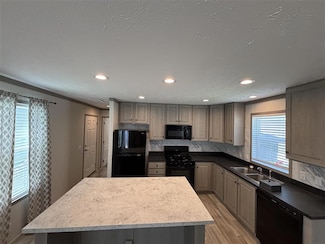 10 Grant St Unit GR10, West Branch, IA 52358