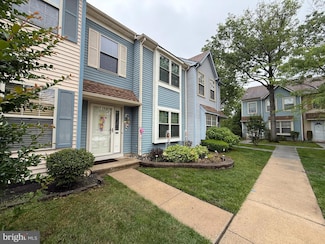 202 Douglas Ct, West Deptford, NJ 08086