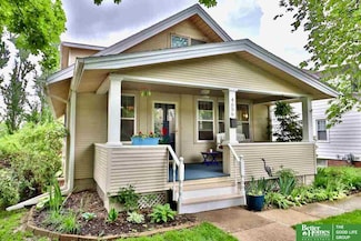4656 Pierce St, Omaha, NE 68106
