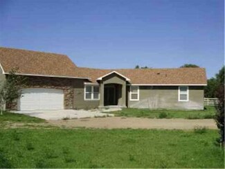 8850 W Spangler Rd, Hammett, ID 83627