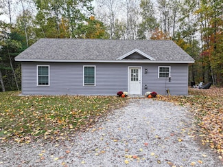 42 Olde Birch Ln, Mechanic Falls, ME 04256