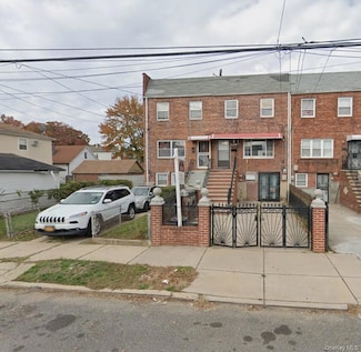 17915 Eveleth Rd, Jamaica, NY 11434