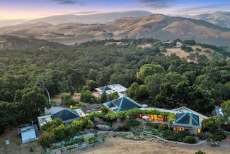 33732 E Carmel Valley Rd, Carmel Valley, CA 93924