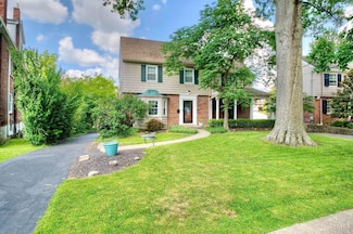 6215 Grand Vista Ave, Cincinnati, OH 45213