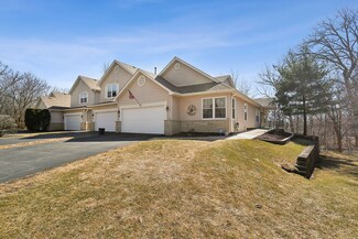 941 Treeline Ct, Lockport, IL 60441