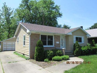 822 W Galena Blvd, Aurora, IL 60506