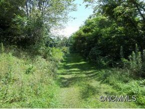 790 Mark Freeman Rd, Hendersonville, NC 28792