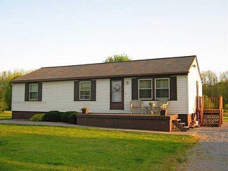 7502 Old State Rd, Pavilion, NY 14525