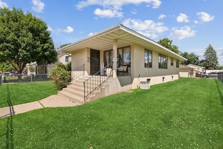 200 12th Ave N, South Saint Paul, MN 55075