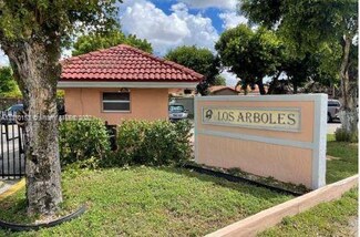 1900 W 68th St Unit B203, Hialeah, FL 33014