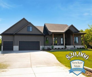 323 N Sarah Ct, Derby, KS 67037