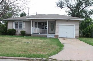 1226 NW Logan Ave, Lawton, OK 73507