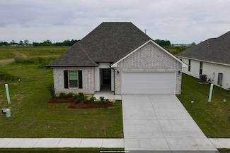 2144 Hayes Ave, Port Allen, LA 70767