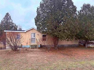 315 Elm St, East Jordan, MI 49727