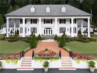 1822 Chartwell Trace, Stone Mountain, GA 30087