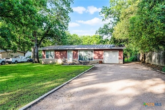 2052 Gruene Rd, New Braunfels, TX 78130